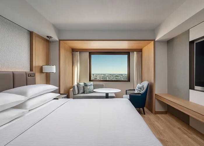 Hotels with pool Grand Hamamatsu